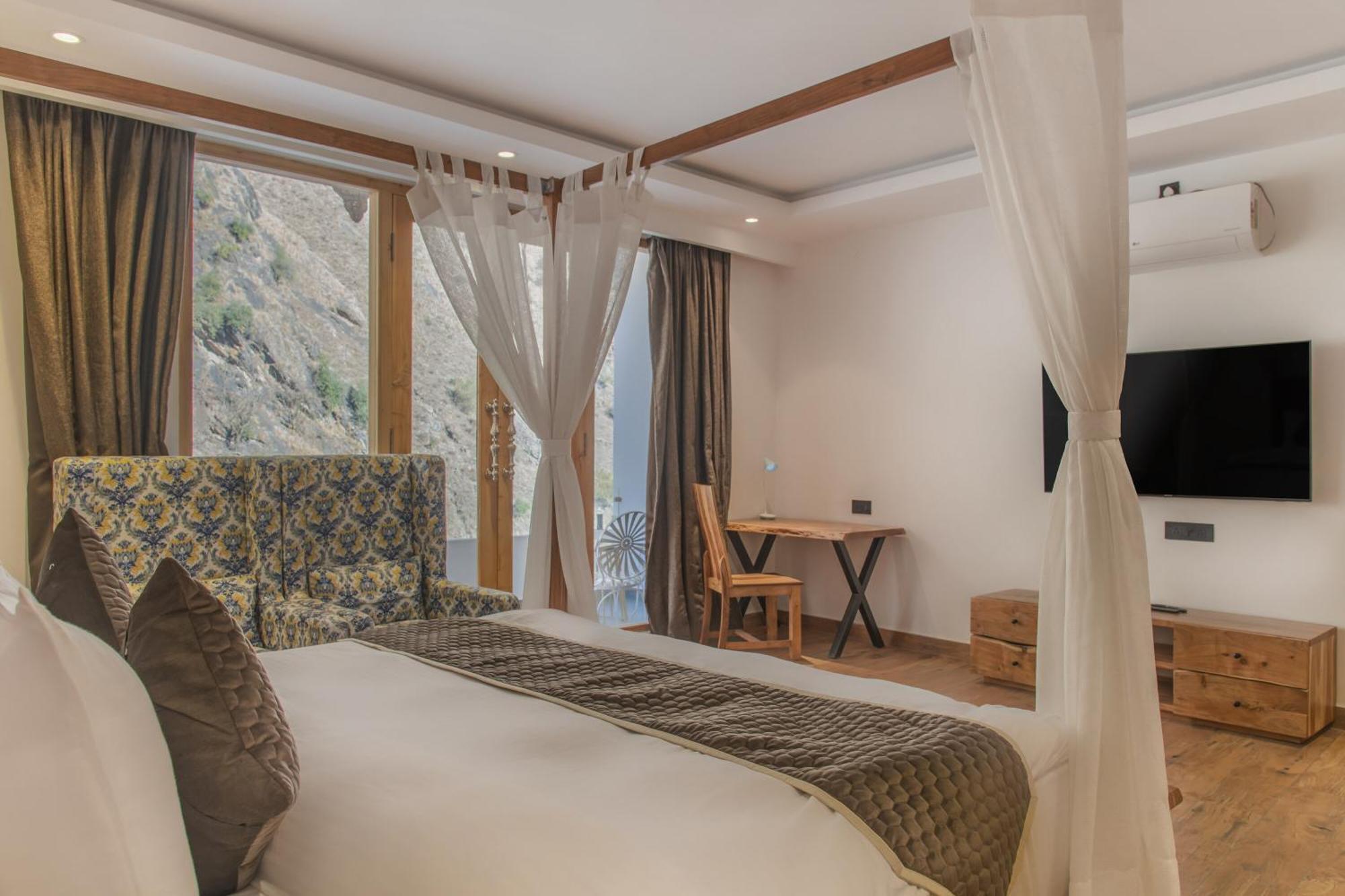 Echor Palm Bliss Riverside Resort & Spa Kasol Exterior photo