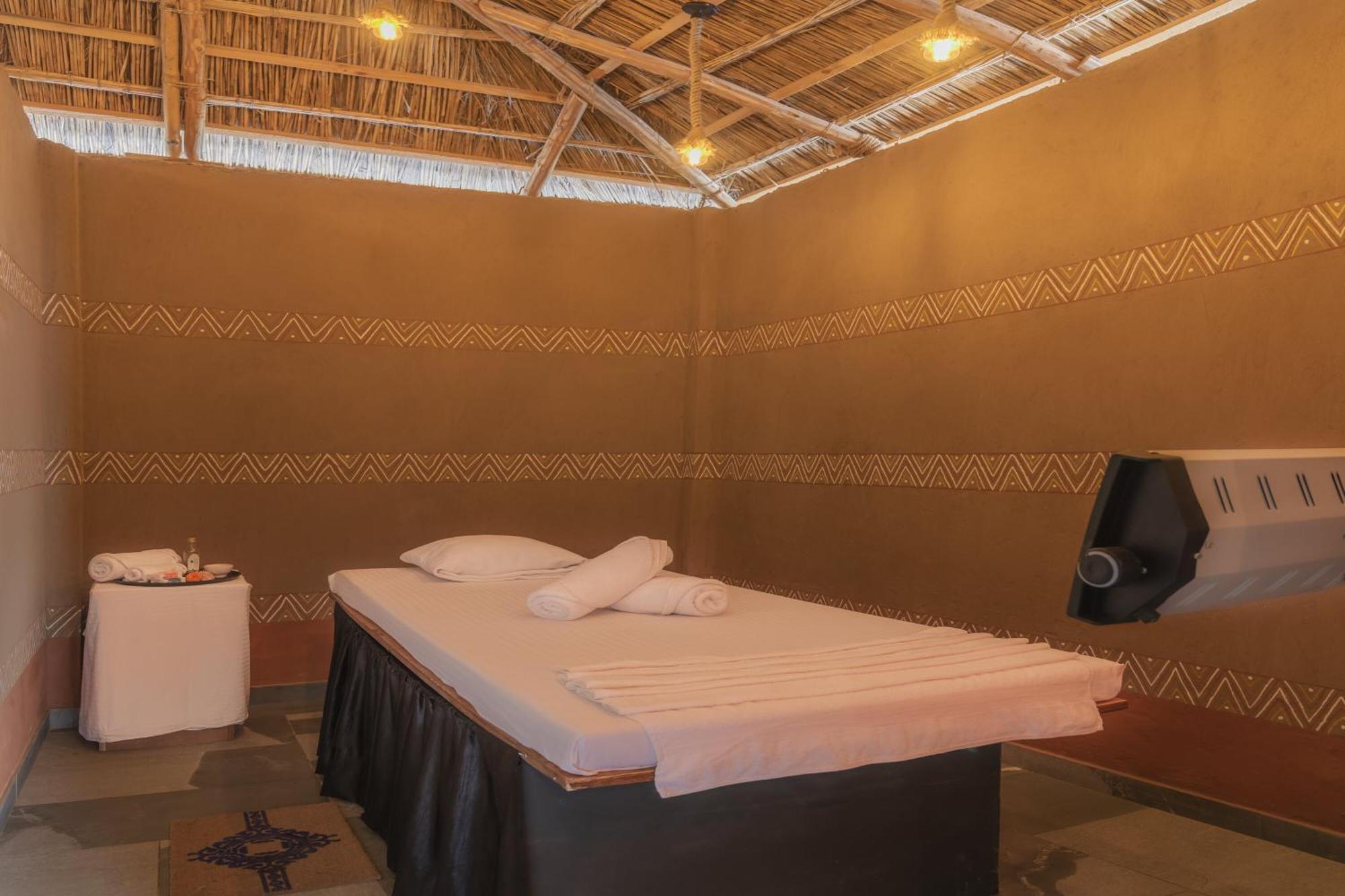 Echor Palm Bliss Riverside Resort & Spa Kasol Exterior photo
